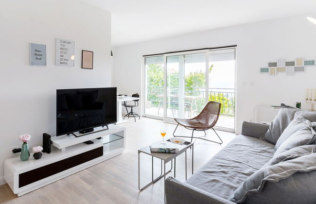 Apartment Black & White - Photo 17