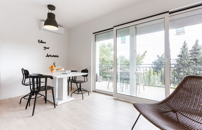 Apartment Black & White - Photo 28