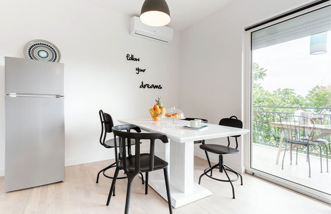 Apartment Black & White - Photo 26
