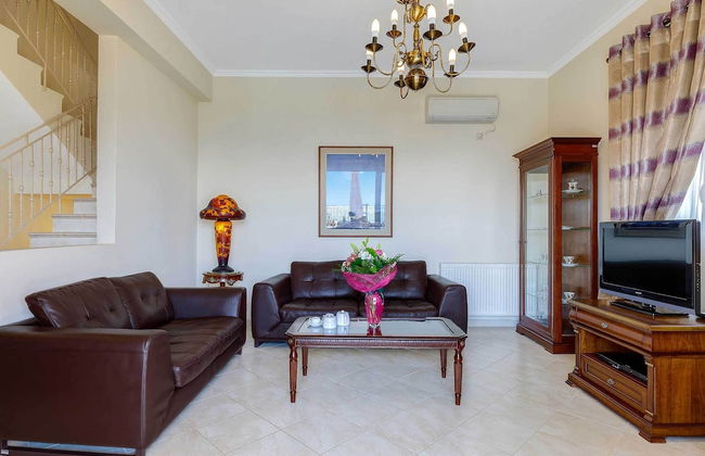 Villa Kalithea - Photo 2