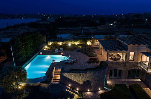 Photo 10 - Luxurious Villa in Peloponnese With Pool