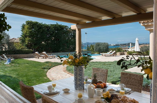 Foto 17 - Luxurious Villa in Peloponnese With Pool