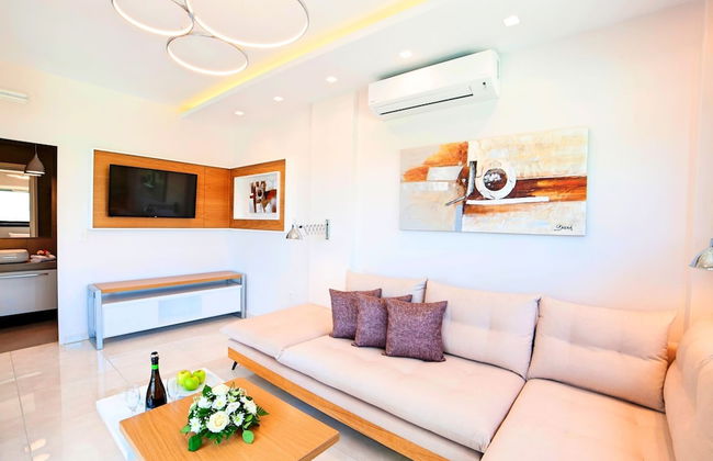 2 new Villas With Heated Pool, Rent Separately or Together at Kournas Lake - Foto 7