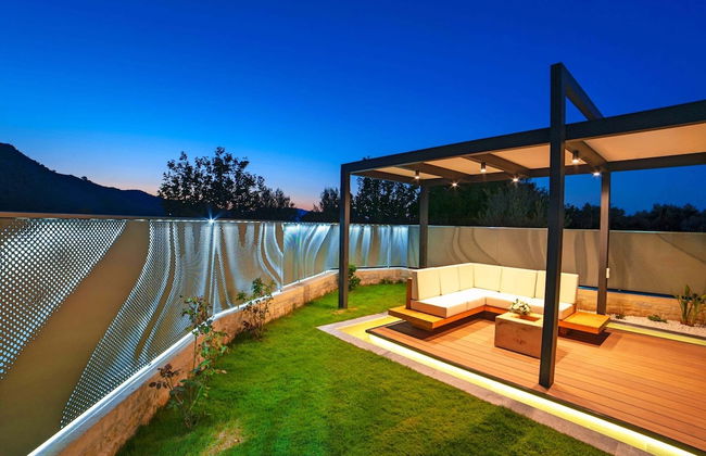 2 new Villas With Heated Pool, Rent Separately or Together at Kournas Lake - Foto 28
