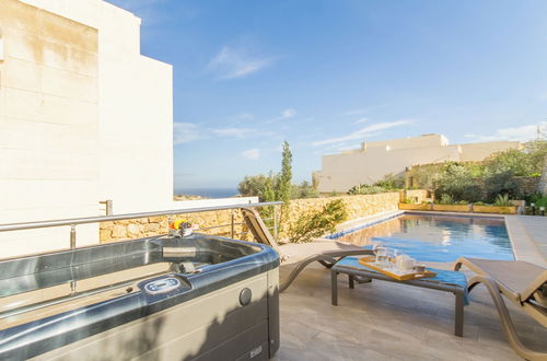 Photo 20 - Ta'Siku Gozitan villa + Pool & hot tub