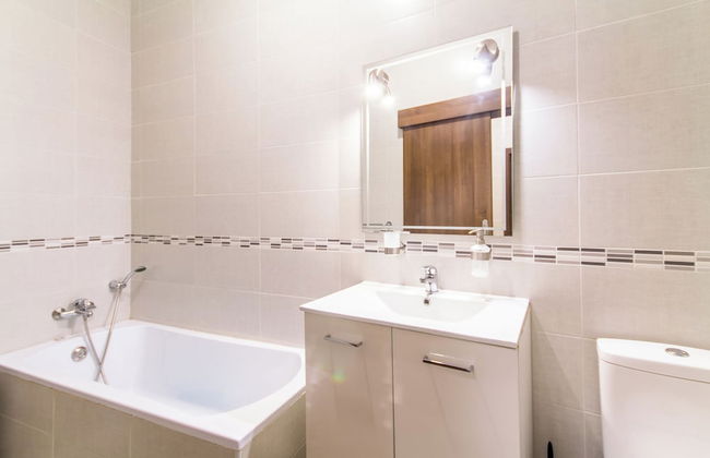 Ta'Siku Gozitan villa + Pool & hot tub - Photo 18