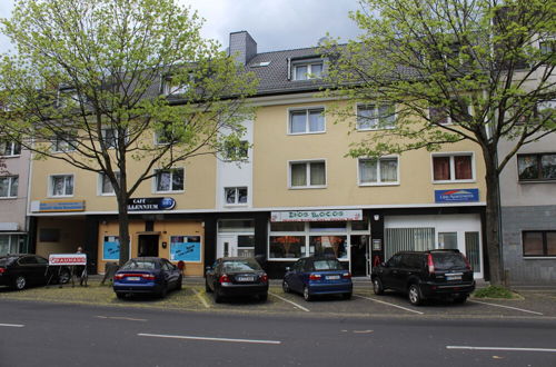 Photo 2 - Lipp Apartments