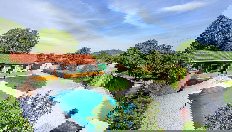 Foto 1 - Lovely Holiday Home With Private Infinity Pool