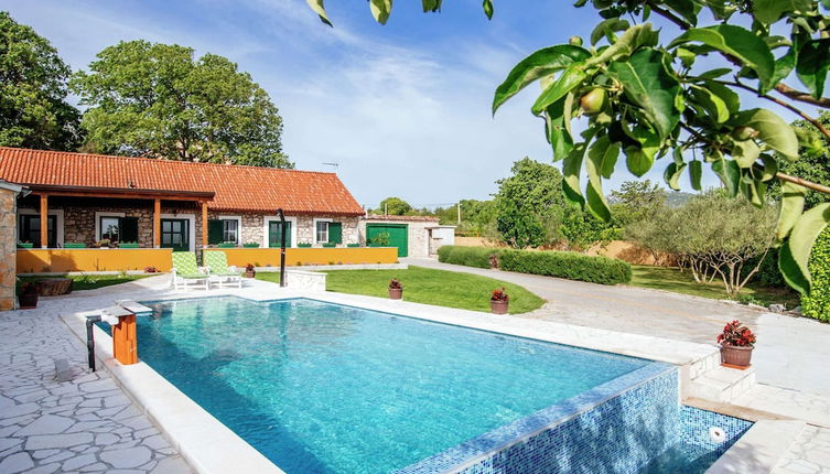 Photo 1 - Lovely Holiday Home With Private Infinity Pool