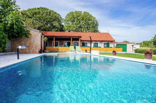 Photo 23 - Lovely Holiday Home With Private Infinity Pool