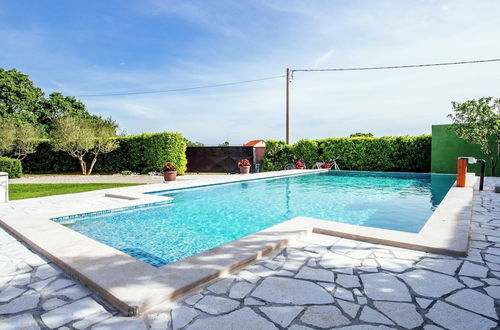 Foto 24 - Lovely Holiday Home With Private Infinity Pool, Great Garden With Terrace, BBQ