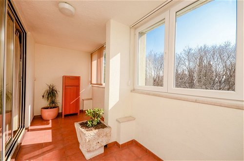 Photo 2 - Apartment Snjezana