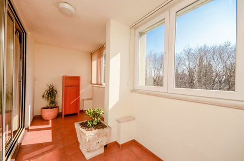 Photo 2 - Apartment Snjezana