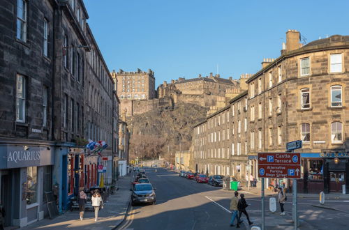 Photo 24 - Lovely Apartment Beneath Edinburgh Castle