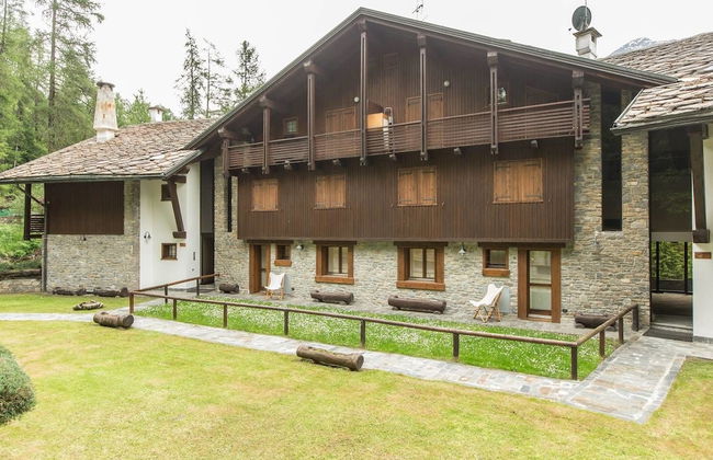 JOIVY Courmayeur Imperial Suite Home Plangorret - Photo 23