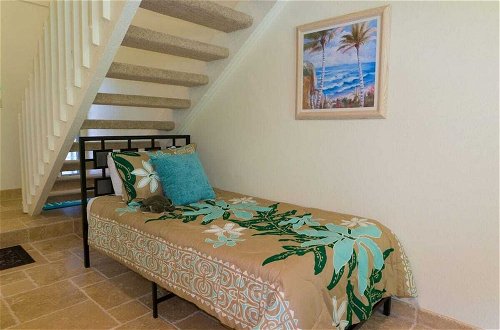 Photo 4 - Spacious Puamana 4D Condo, 8 Minutes Away Anini Beach by RedAwning