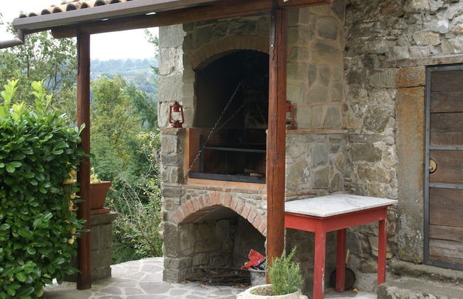 Tranquil Villa in San Romano di Garfagnana with Hot Tub - Foto 24