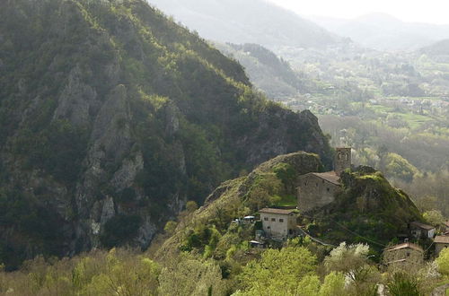 Foto 37 - Tranquil Villa in San Romano di Garfagnana with Hot Tub