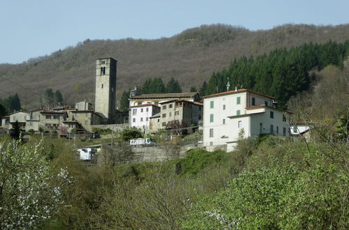 Foto 40 - Tranquil Villa in San Romano di Garfagnana with Hot Tub