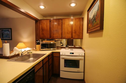 Photo 6 - Mt Baker Lodging Condo 28 - Sleeps 4