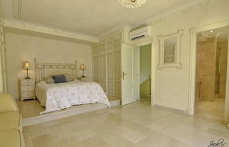 Photo 2 - Exquisite Villa 50m To Beach