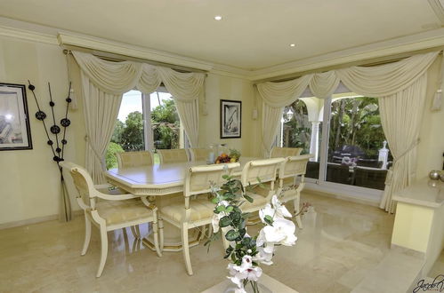 Photo 15 - Exquisite Villa 50m To Beach