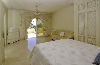 Photo 3 - Exquisite Villa 50m To Beach