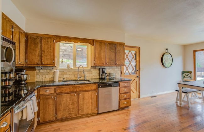 4BR Mountain Getaway Pikes Peak, Dog-friendly! - Foto 26