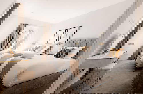 Foto 5 - 2 Queensberry Place by Stayo