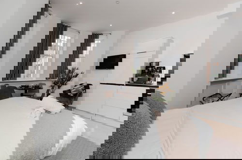 Foto 15 - 2 Queensberry Place by Stayo