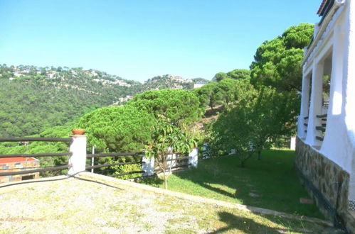 Photo 15 - Villa in Lloret de Mar - 104820 by MO Rentals