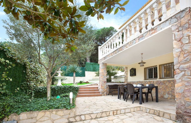 Villa Vila - Foto 1
