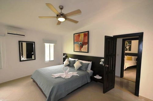 Photo 9 - Specially Design 6 Bedroom Villa With King Beds