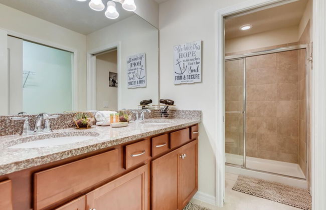 8843 GC Windsor at Westside Luxury 5 BR Townhome - Foto 32