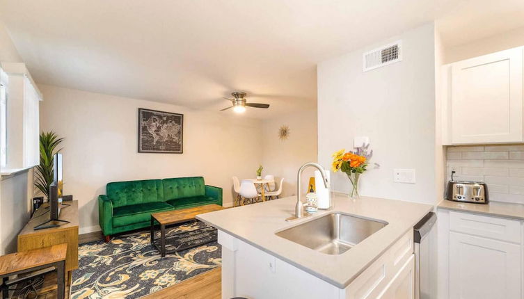 Photo 1 - Stylish 1BR Near UT Highland Evonify