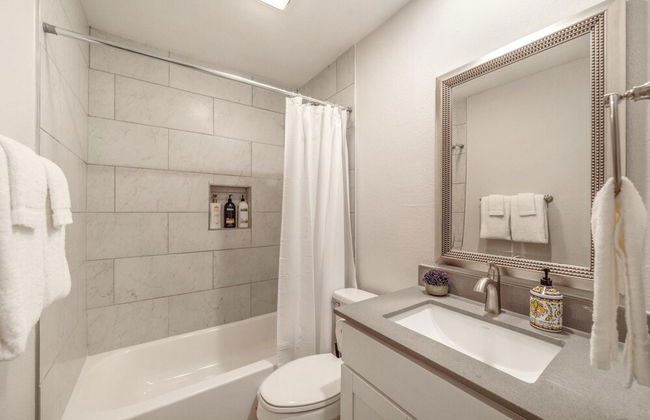 Modern 1BR Near UT Hyde Park Evonify - Foto 14