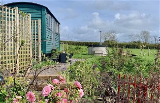 Foto 1 - Luxury Shepherds Hut Angelsey, With Hot Tub