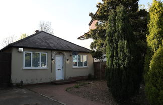 Photo 1 - Cosy 3-bed Bungalow NEC Airport Close to Amenities