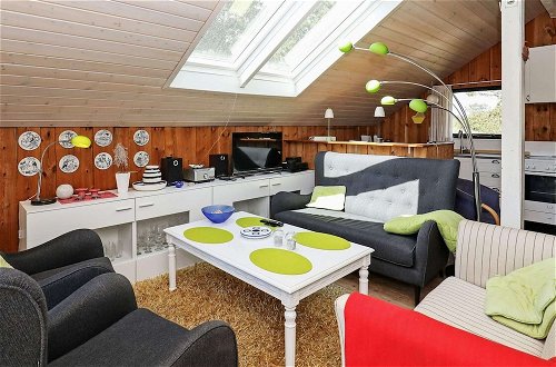Photo 9 - 8 Person Holiday Home in Blavand