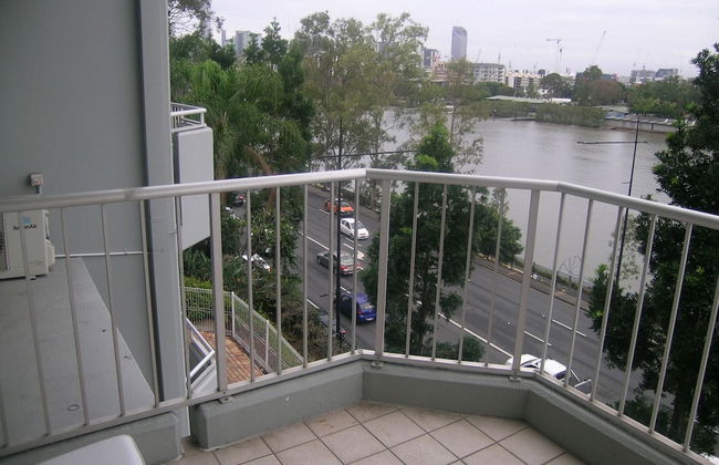 Fairthorpe Apartments - Photo 8