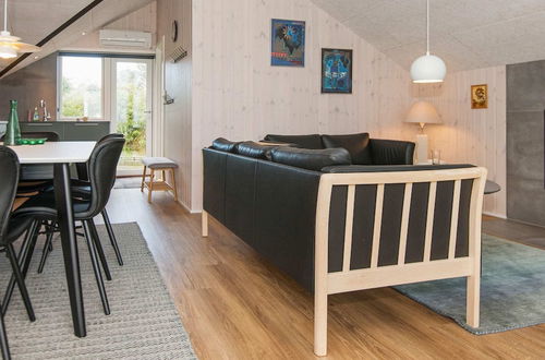 Photo 8 - 5 Person Holiday Home in Ulfborg