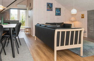 Foto 1 - 5 Person Holiday Home in Ulfborg