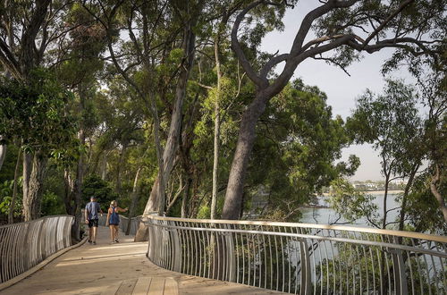 Photo 3 - Footsteps to the Heart of Noosa and a View