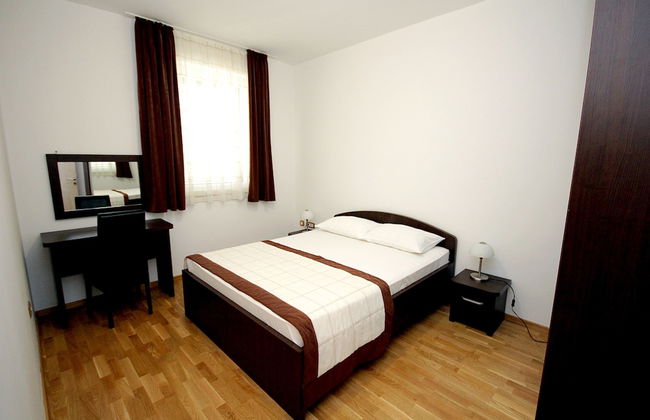 Apartments Mirista - Photo 2