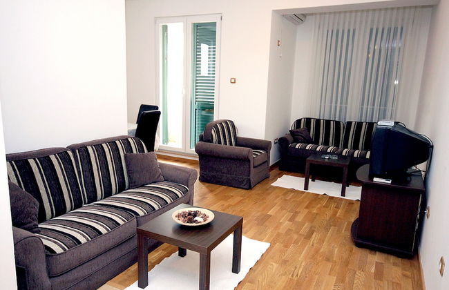 Apartments Mirista - Photo 12