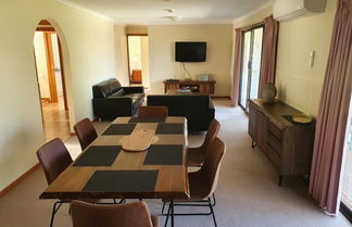 Photo 2 - Golden Heritage Apartments Beechworth