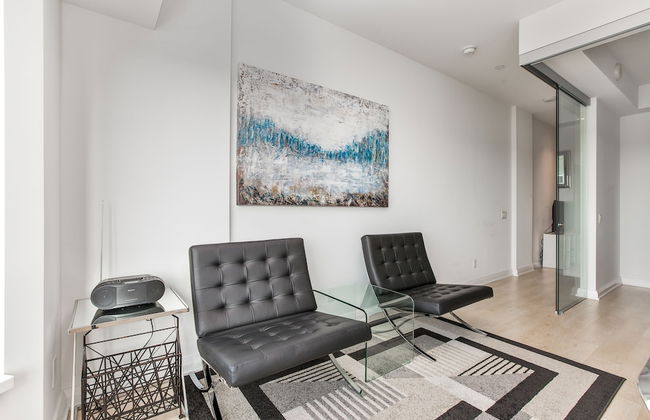 QuickStay - Chic in Yorkville (Yonge & Bloor) - Foto 16