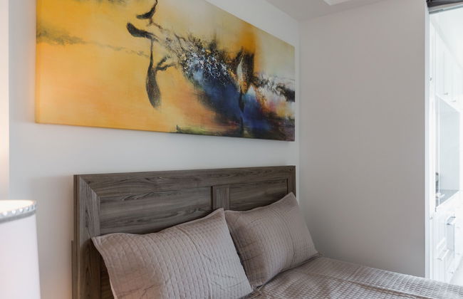 QuickStay - Chic in Yorkville (Yonge & Bloor) - Foto 3