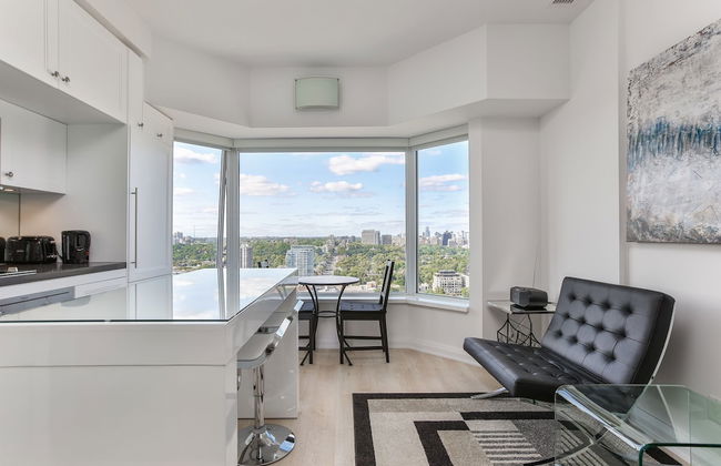 QuickStay - Chic in Yorkville (Yonge & Bloor) - Foto 8
