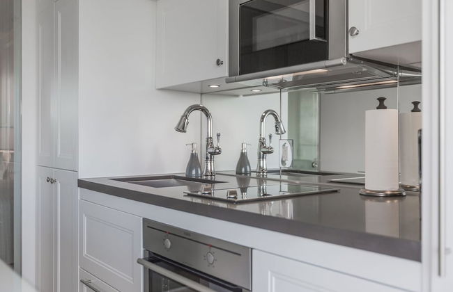 QuickStay - Chic in Yorkville (Yonge & Bloor) - Foto 7
